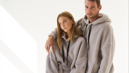 How to create a 7-piece capsule wardrobe with Naviale?