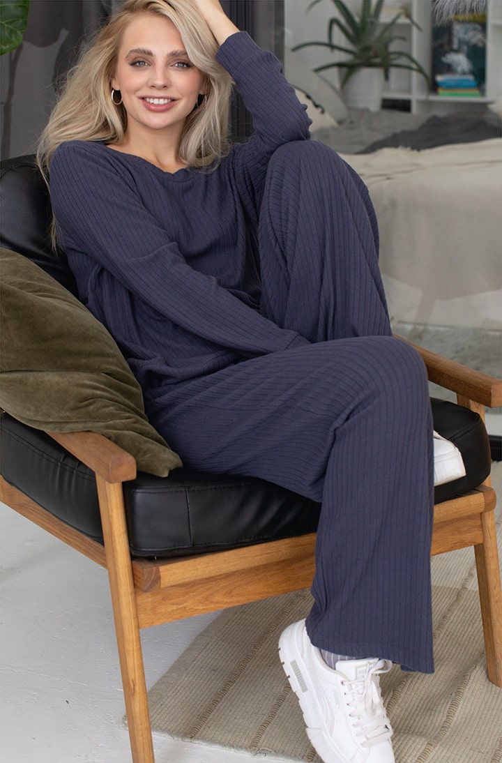 Home suit for women Naviale LH502-01 Viscose polar night-image