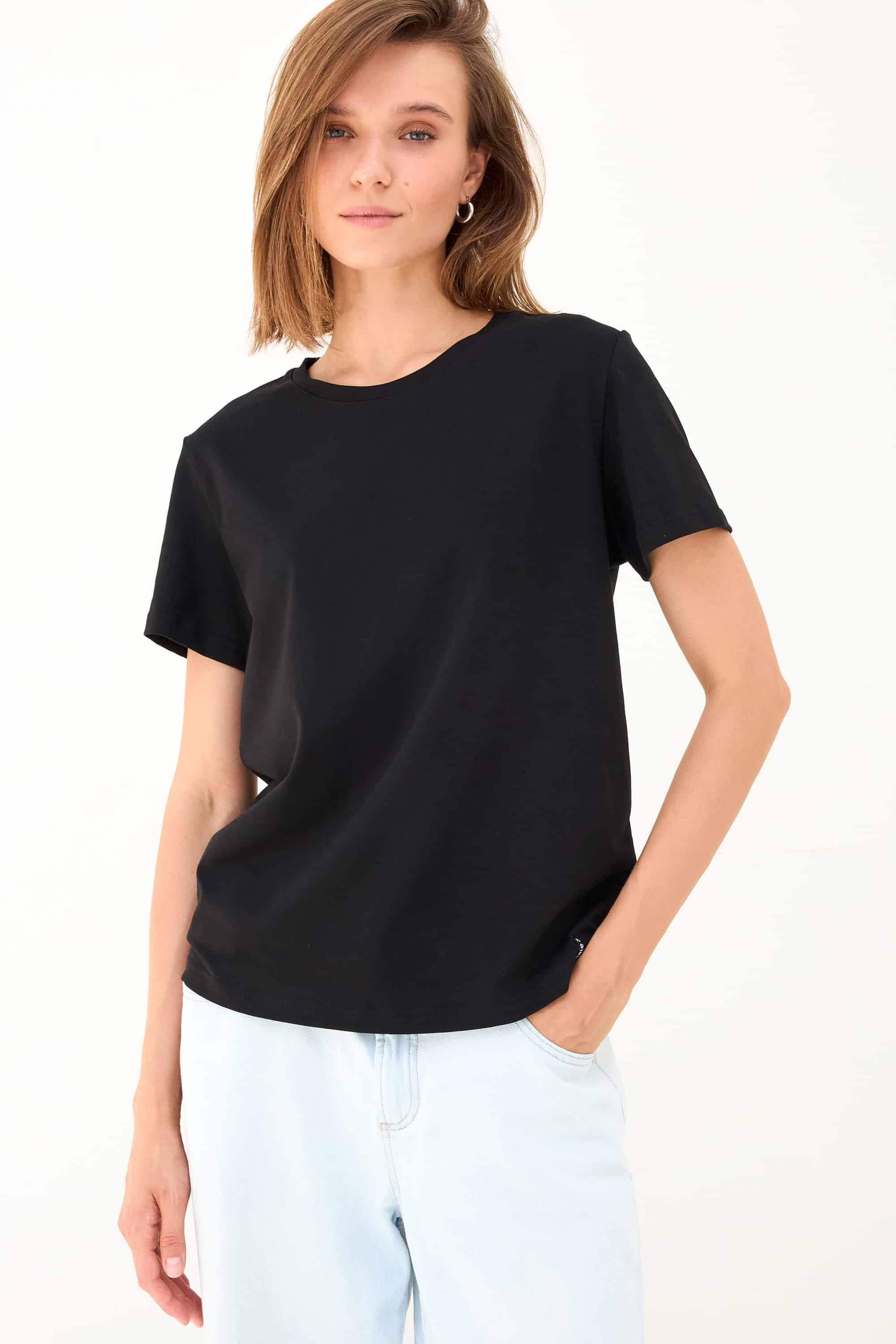 T-shirt for women Naviale LH320-03 Regular lady lima black-image